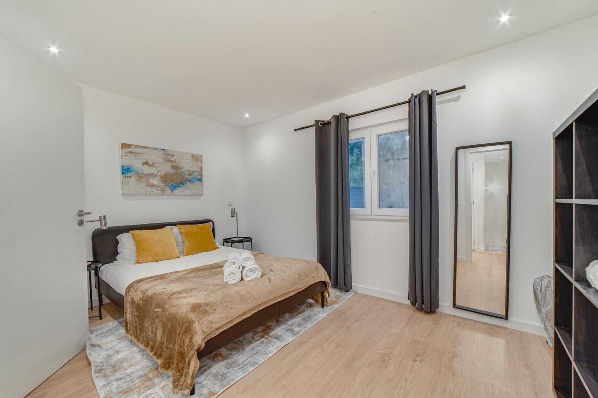 Duplex Apartment Near Belem Lisbon Luaran gambar